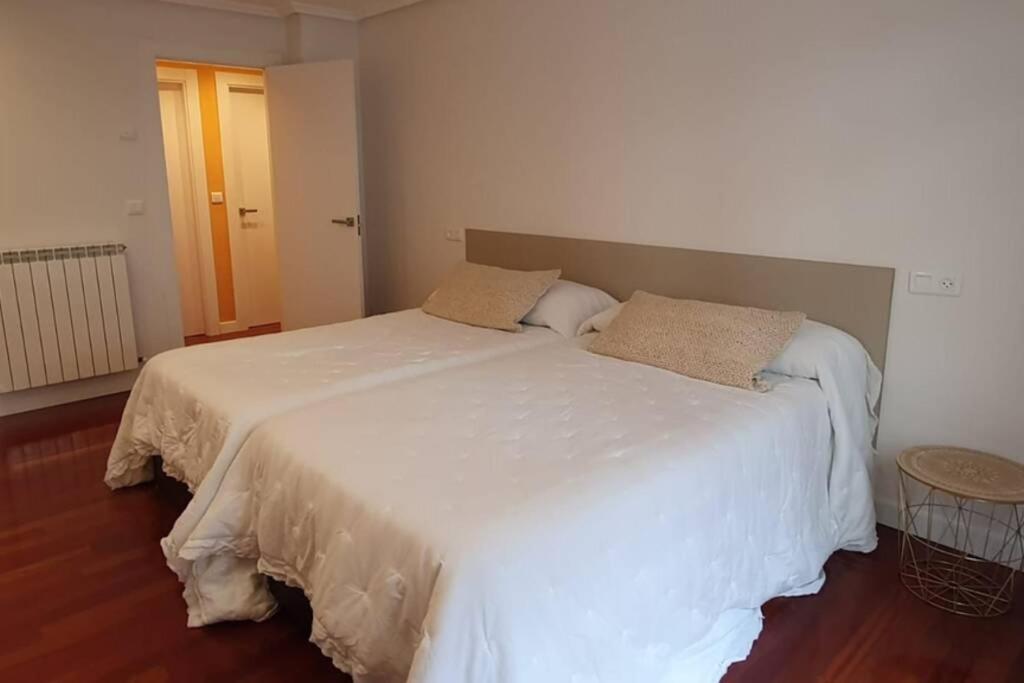 Centrico Apto Cangas De Onis, Cerca Puente Romano Apartment ภายนอก รูปภาพ