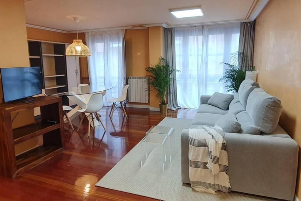 Centrico Apto Cangas De Onis, Cerca Puente Romano Apartment ภายนอก รูปภาพ