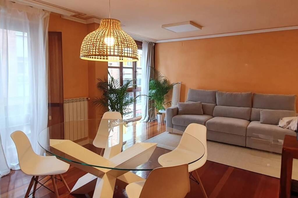 Centrico Apto Cangas De Onis, Cerca Puente Romano Apartment ภายนอก รูปภาพ